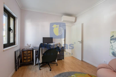 Moradia T4 para Venda em Silveira