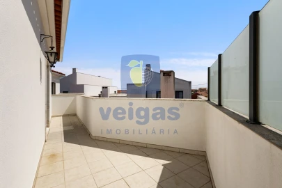 Moradia T4 para Venda em Silveira