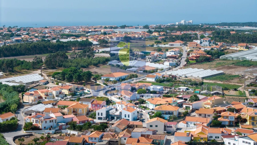 Moradia T4 para Venda em Silveira Foto 40