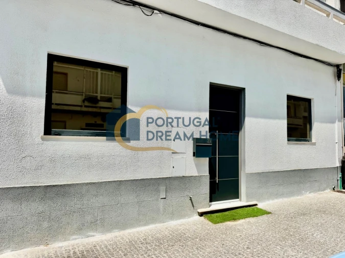 Apartamento T2 para Venda em Albufeira e Olhos de Água Foto 2