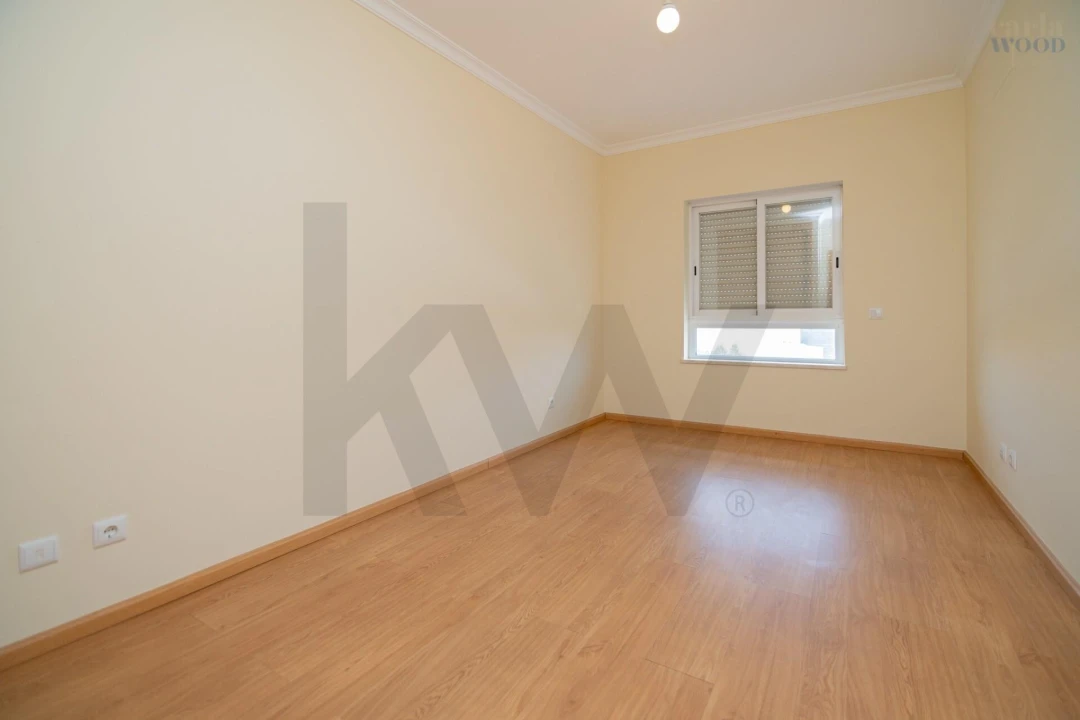 Apartamento T3 para Venda em Portimão Foto 25