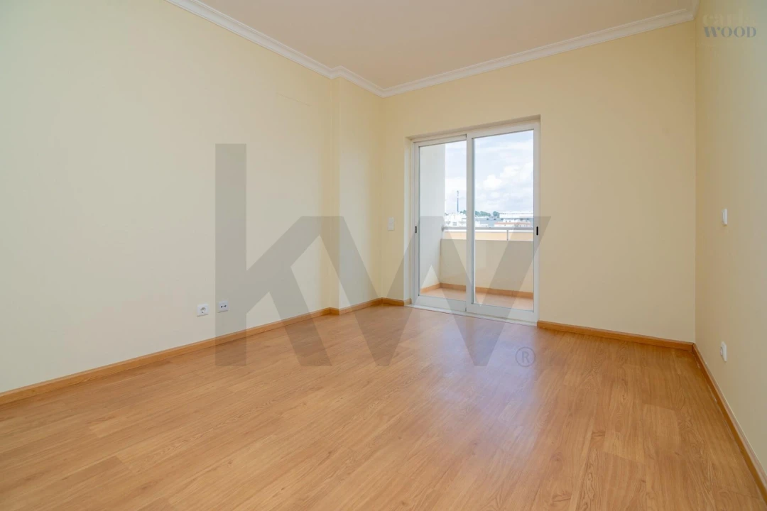 Apartamento T3 para Venda em Portimão Foto 17