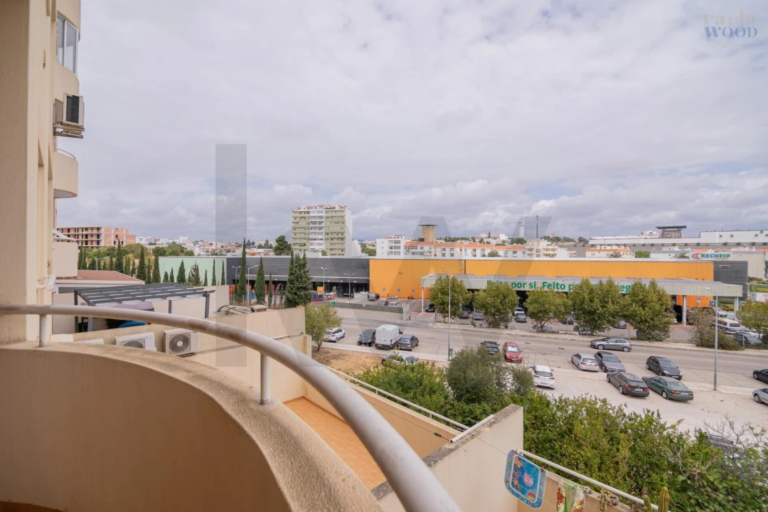 Apartamento T3 para Venda em Portimão Foto 36