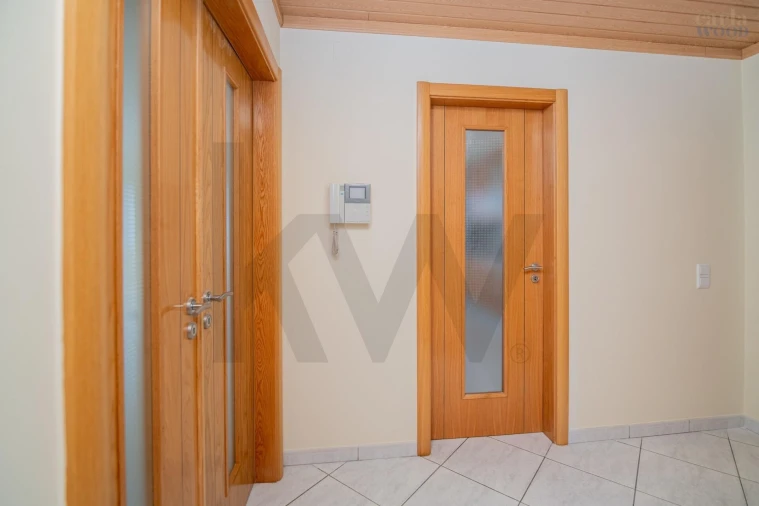 Apartamento T3 para Venda em Portimão Foto 6