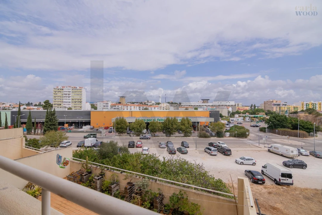 Apartamento T3 para Venda em Portimão Foto 23