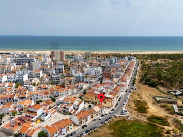 Moradia T4 para Venda em Vila Real de Santo Antonio