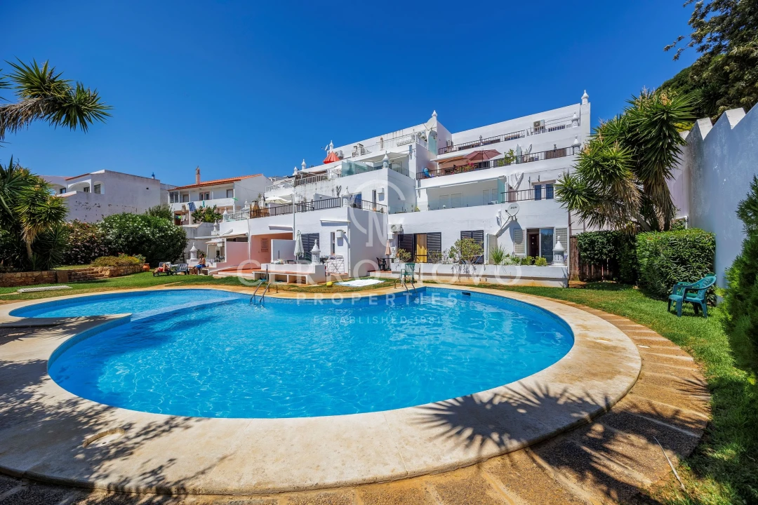 Apartamento T2 para Venda em Albufeira e Olhos de Água Foto 1