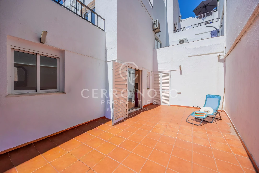Apartamento T2 para Venda em Albufeira e Olhos de Água Foto 9