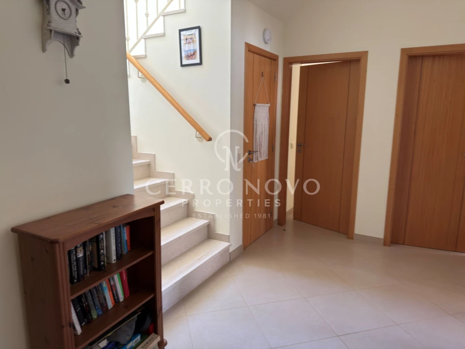 Moradia T3 para Venda em Albufeira e Olhos de Água Foto 3