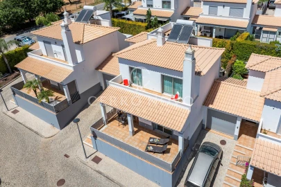 Moradia T3 para Venda em Albufeira e Olhos de Água