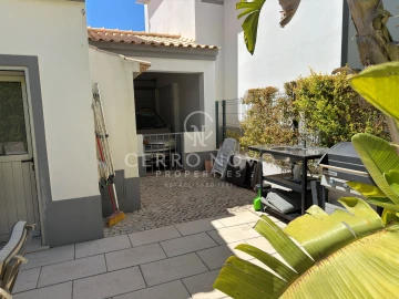 Moradia T3 para Venda em Albufeira e Olhos de Água