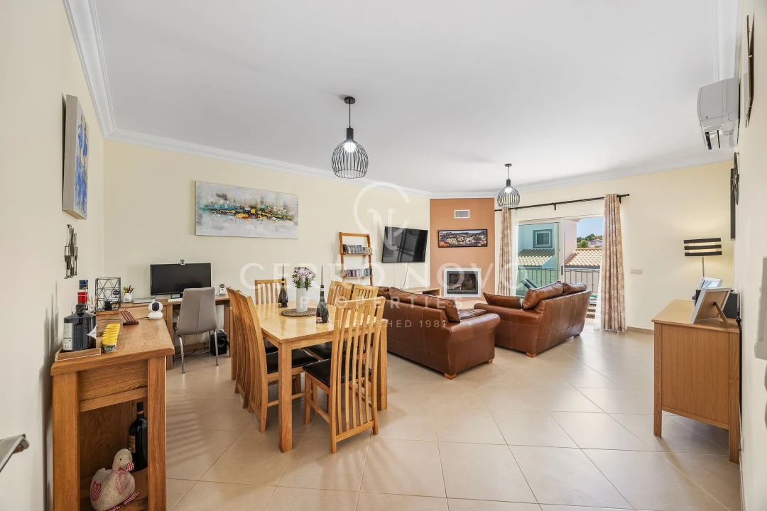 Moradia T3 para Venda em Albufeira e Olhos de Água Foto 5