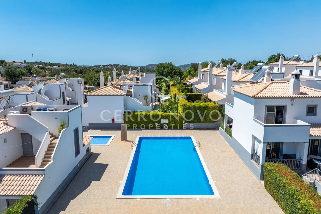 Moradia T3 para Venda em Albufeira e Olhos de Água Foto 12