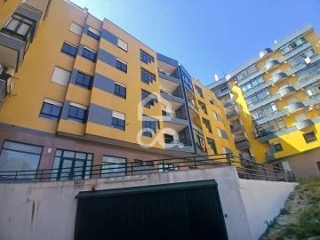 Apartamento T3 para Venda em Laranjeiro e Feijó