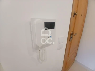 Apartamento T3 para Venda em Laranjeiro e Feijó