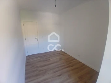 Apartamento T3 para Venda em Laranjeiro e Feijó