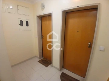 Apartamento T3 para Venda em Laranjeiro e Feijó