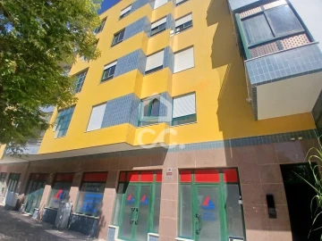 Apartamento T3 para Venda em Laranjeiro e Feijó