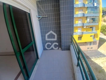 Apartamento T3 para Venda em Laranjeiro e Feijó