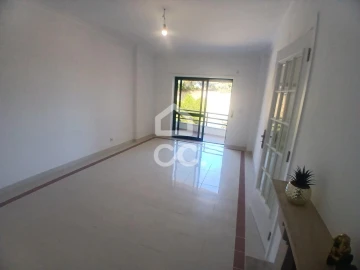 Apartamento T3 para Venda em Laranjeiro e Feijó