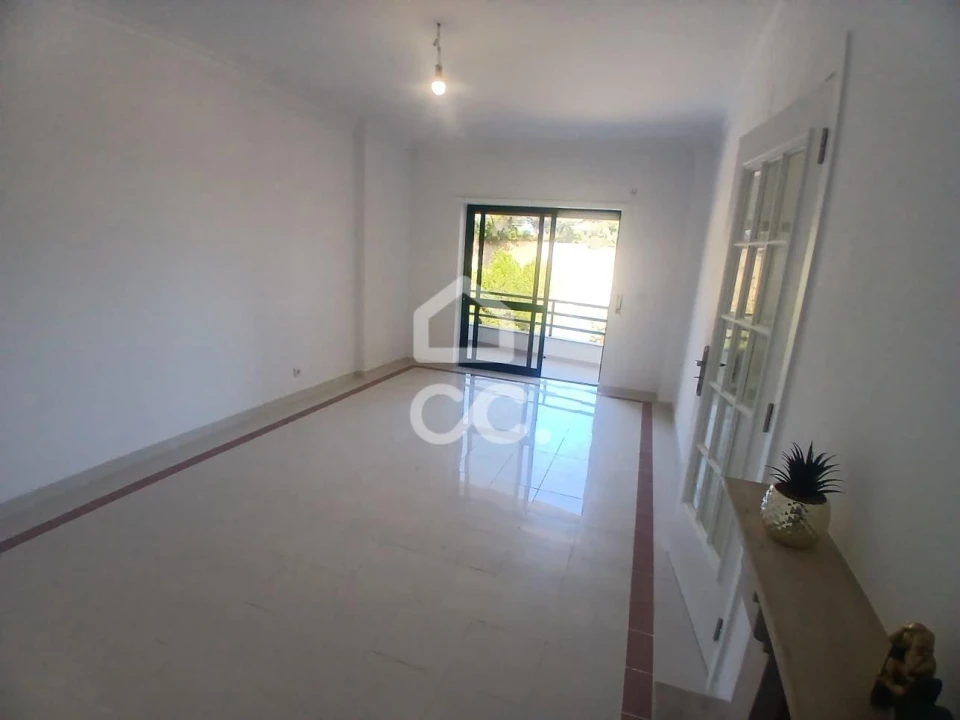 Apartamento T3 para Venda em Laranjeiro e Feijó Foto 17