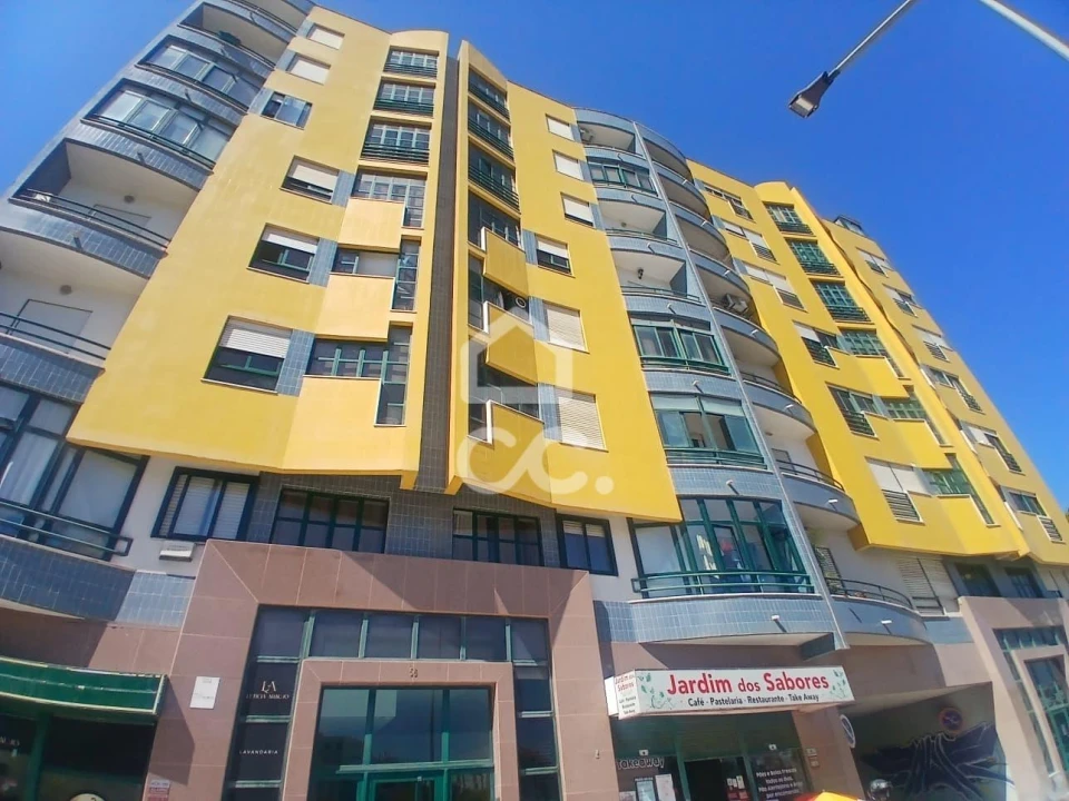 Apartamento T3 para Venda em Laranjeiro e Feijó Foto 49