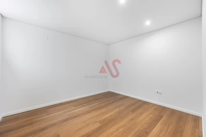 Moradia T4 para Venda em Aldão