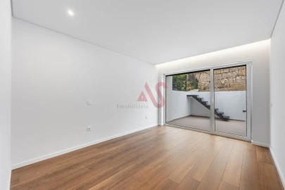 Moradia T4 para Venda em Aldão