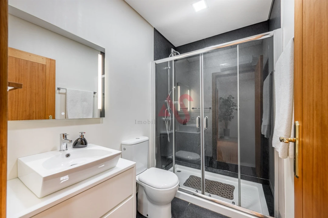 Apartamento T3 para Venda em Lustosa e Barrosas (Santo Estêvão) Foto 9