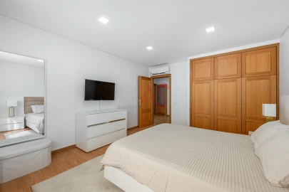 Apartamento T3 para Venda em Lustosa e Barrosas (Santo Estêvão)