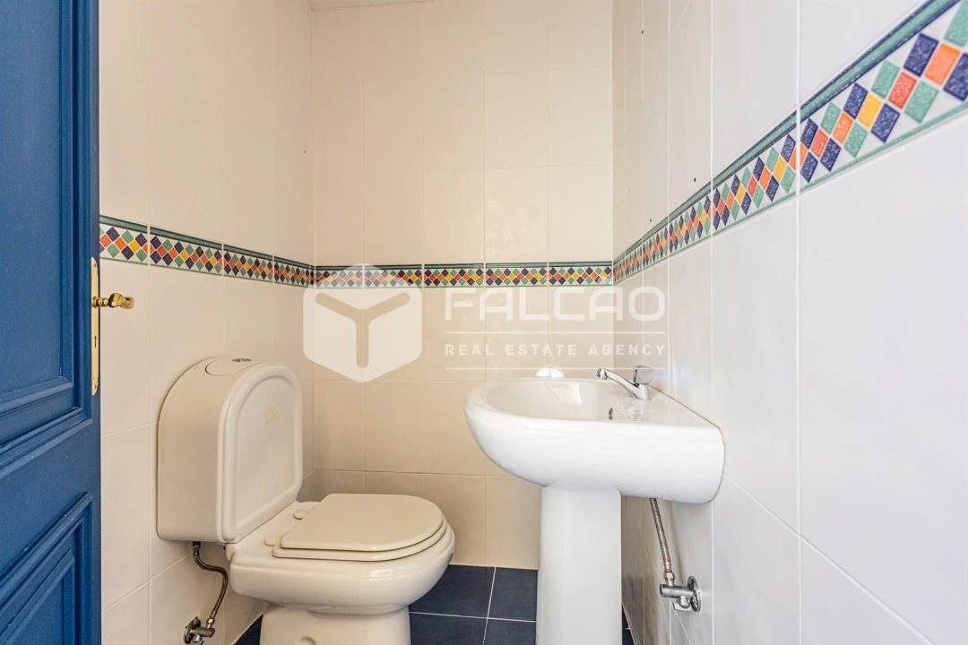 Loja para Venda em Marvila, Ribeira Santarém, São Salvador, São Nicolau Foto 17