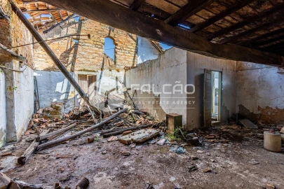 Moradia T7 para Venda em Rio Maior