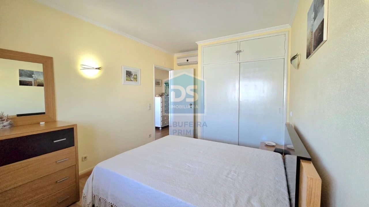 Apartamento T1 para Venda em Albufeira e Olhos de Água Foto 10