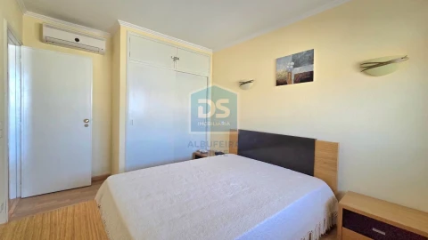 Apartamento T1 para Venda em Albufeira e Olhos de Água