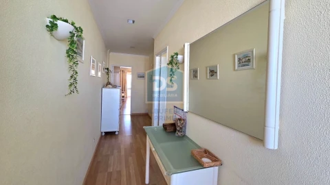 Apartamento T1 para Venda em Albufeira e Olhos de Água
