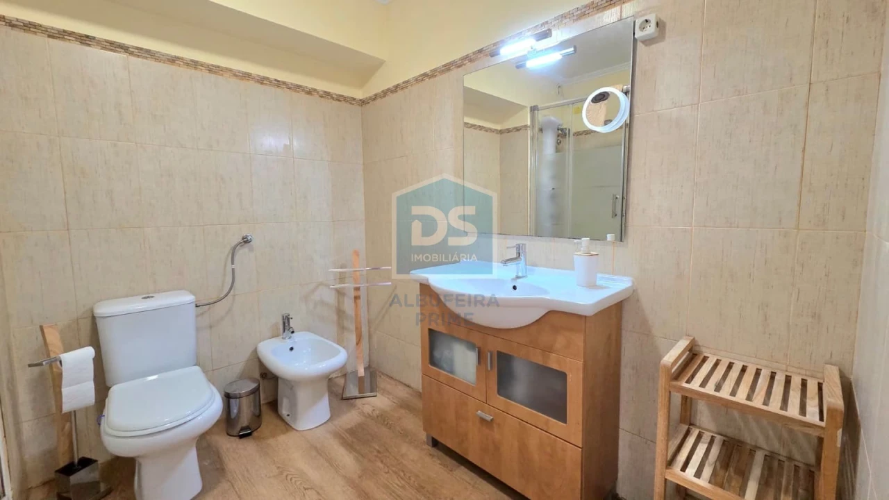 Apartamento T1 para Venda em Albufeira e Olhos de Água Foto 13