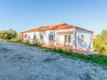 Moradia T5 para Venda em Olaia e Paço