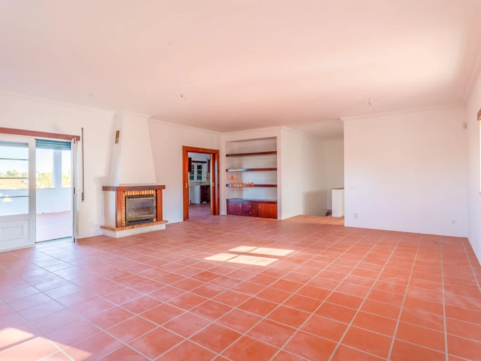 Moradia T5 para Venda em Olaia e Paço Foto 5