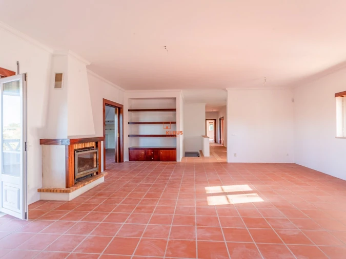 Moradia T5 para Venda em Olaia e Paço Foto 4