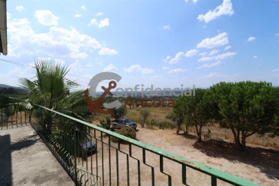 Moradia T3 para Venda em Santa Marinha e São Martinho