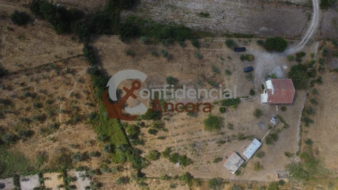 Moradia T3 para Venda em Santa Marinha e São Martinho
