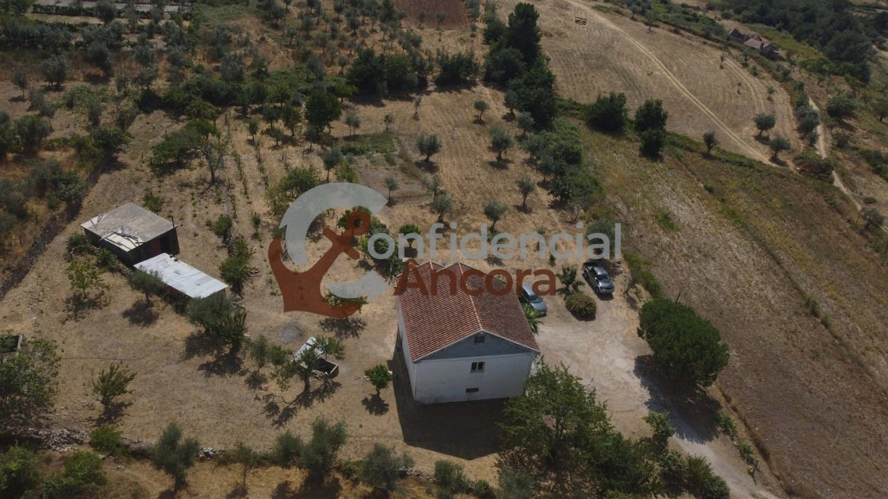 Moradia T3 para Venda em Santa Marinha e São Martinho Foto 67