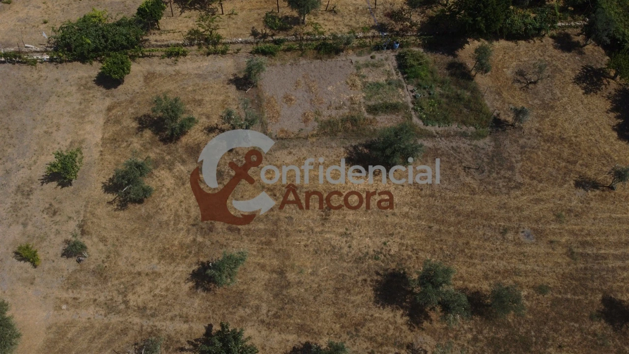 Moradia T3 para Venda em Santa Marinha e São Martinho Foto 57