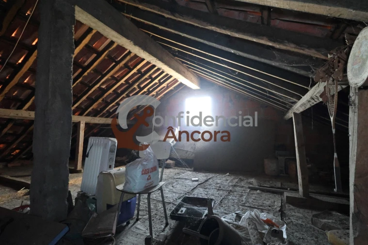 Moradia T3 para Venda em Santa Marinha e São Martinho Foto 7