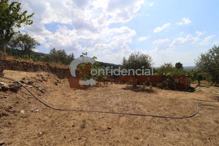 Moradia T3 para Venda em Santa Marinha e São Martinho Foto 52