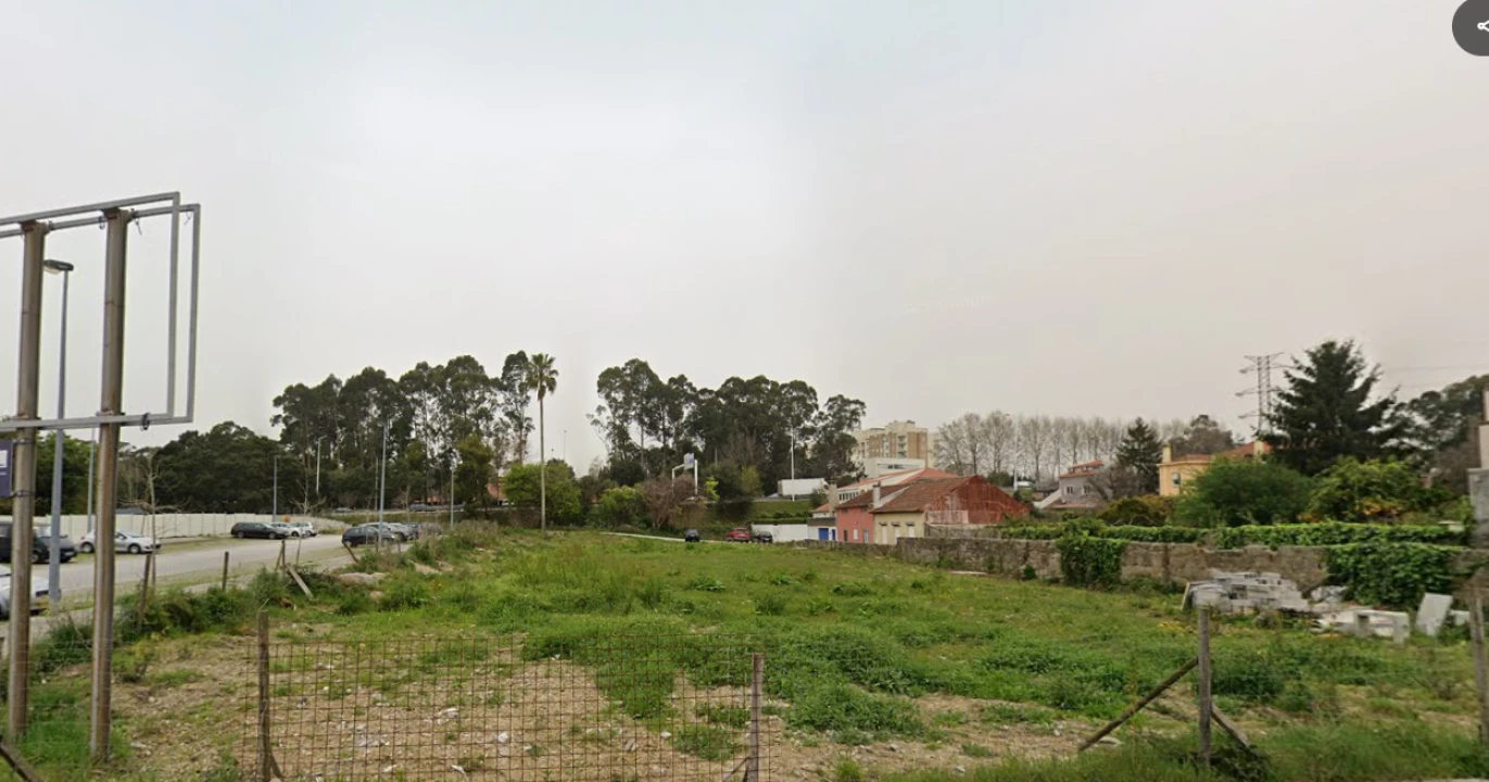 Terreno para Venda em Ramalde Foto 1
