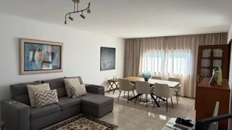 Apartamento T2 para Venda em Mafamude e Vilar do Paraíso