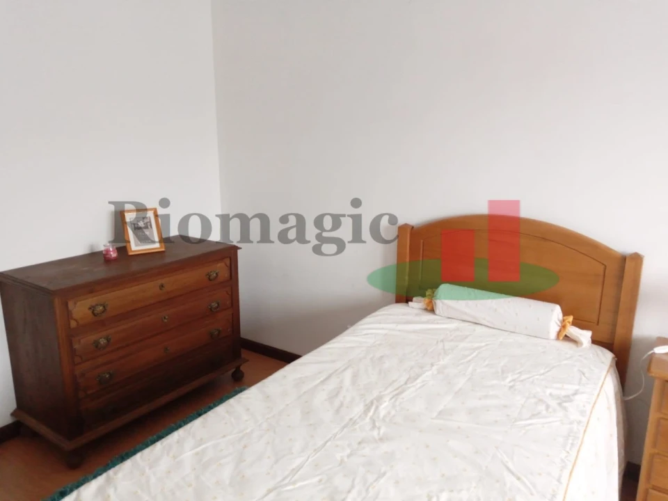 Quarto para Arrendamento em Rio Maior Foto 2