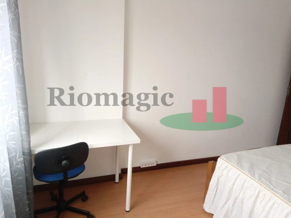 Quarto para Arrendamento em Rio Maior Foto 3