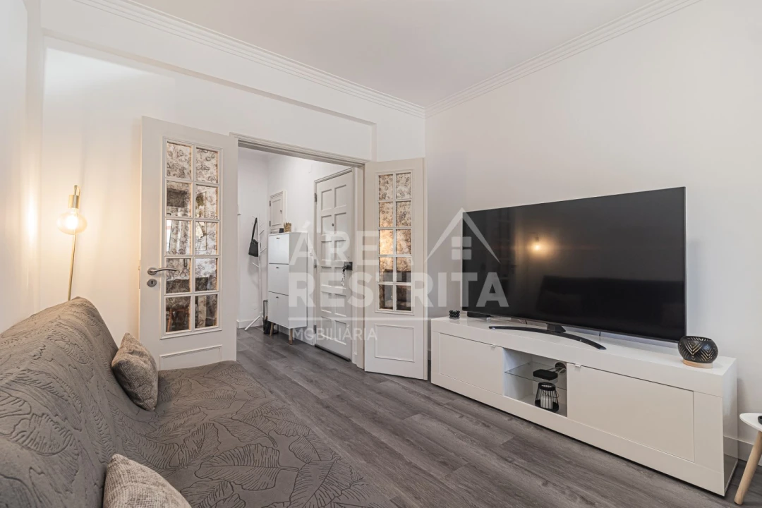 Apartamento T2 para Venda em Charneca de Caparica e Sobreda Foto 6